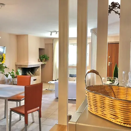 Apartment Blue Apricot Con Jacuzzi Montesilvano