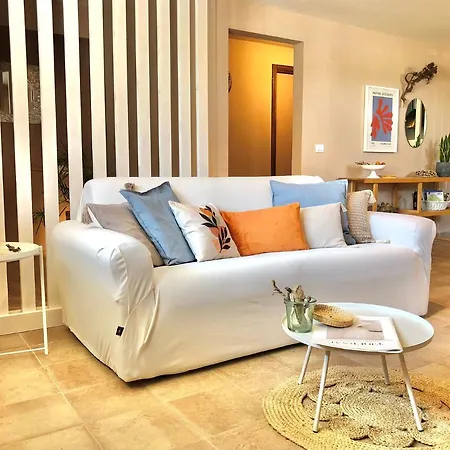 Blue Apricot Con Jacuzzi Apartment